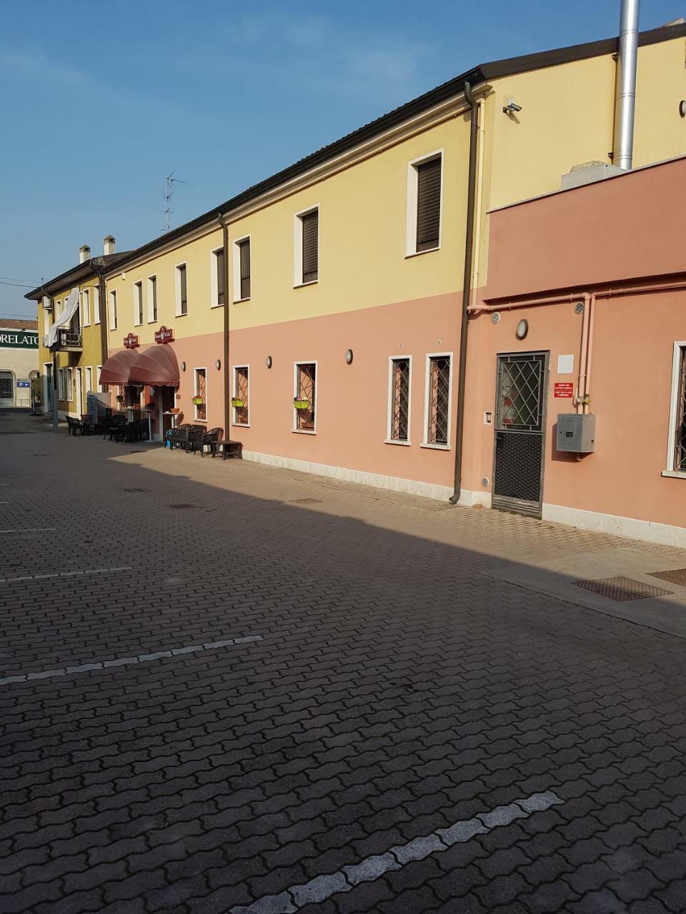 Albergo Ristorante Al Gallo Sanguinetto 外观 照片